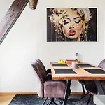 Charmante An Beliebter, Urbaner Lage