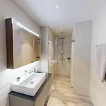 Spacious 1 Bedroom With Balcony Apartment