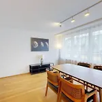 Amazing/sunny 2 Bedroom Flat In The Center Apartment