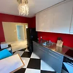 Fancy 1 Bedroom Flat In The Center Apartment *