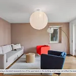 Apartment 15-min To Center: Cozy *