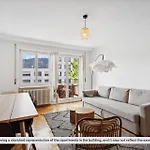 15-min To Center: Cozy