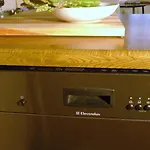 2 Room Suite City Centre