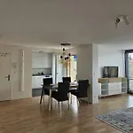 Apartment Feel Good With Forest View *