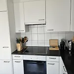 Apartment Feel Good With Forest View Zurich