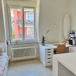 Gemuetliches Studio-Apartment Am Zuerichberg