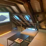 Le Bijou Lintheschergasse / Hb Zurich