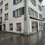 Hitrental Limmatquai Apartment
