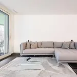 Luxus Mit Garten Apartment
