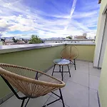 Skyline Rooftop With 2 Balconies -401-