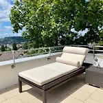 Luxury, Quiet Flat Overlooking Zurich