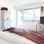 Nest - Wehntalerstrasse 13