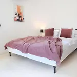 Nest - Wehntalerstrasse 13