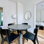 Apartment Citycentral 2 Bedroom Flat Near Main Station *