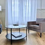 Citycentral 2 Bedroom Flat Near Main Station Apartment
