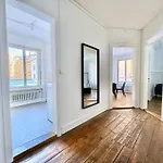 Citycentral 2 Bedroom Flat Near Main Station Zurich