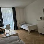 New 2 Bedroom - 15min From Paradeplatz * Zurich