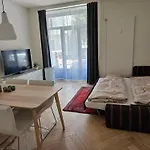 Apartment New 2 Bedroom - 15min From Paradeplatz Zurich