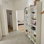New 2 Bedroom - 15min From Paradeplatz