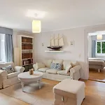 Private In * Zurich
