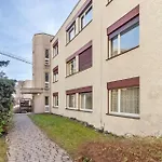 Spacious Apartment In Zurich