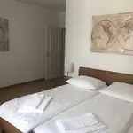 Executive 1Br Flat, City Center - Hammer 3