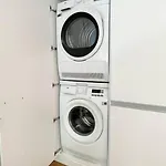Sunny And Very 2br Flat - Sky8