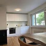 Sunny And Very 2br Flat - Sky8 *
