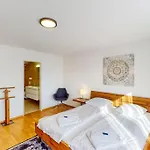 Fantastic Penthouse Near - Mainau 14 Apartment *