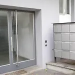 2 Bedroom Apartment Near Lake And City Centre - D5