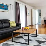 Nice 1 Bedroom Flat City Center Near Lake - D7