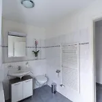 1 Bedroom Flat Center Near - D7 Apartment Zurich