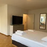 Practical And Cozy - Art 6 * Zurich