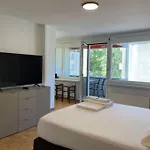 Apartment Bright And Practical - Art 16