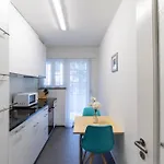 Amazing Center - 4 Apartment