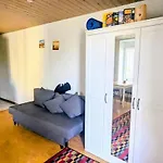 Urban Retreat - Cozy Studio With Private Patio Apartment Zurich