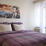 Apartment Komfortable Im Lebendigen Zuercher Kreis 3 Zurich