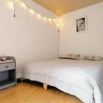 Urban Retreat - Cozy Studio With Private Patio