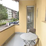 Apartment Spacious 1br Near And Opera - Mill 3 11
