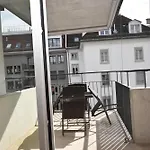 Amazing 2Br Near Lake - Flower 33