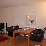 Executive 2 Bd Flat In City Center - Hoesch 1