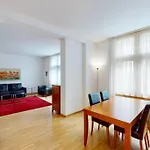 Nice 1Br Apartment Near Lake - Fb6