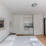 Charming Studio In Old Town - Uz7