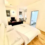 Dream Sh04l Apartment Zurich