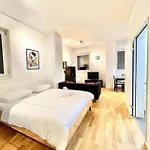 Apartment Dream Sh04l *