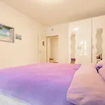 Apartment Enjoy And The Super *