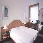 Astor & Serviced Hotel 3*