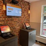 Easyhotel Zuerich Main Station