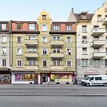 Badenerstrasse 356 - Self Check In By Homenhancement