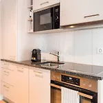 Hitrental Central Station Apartment